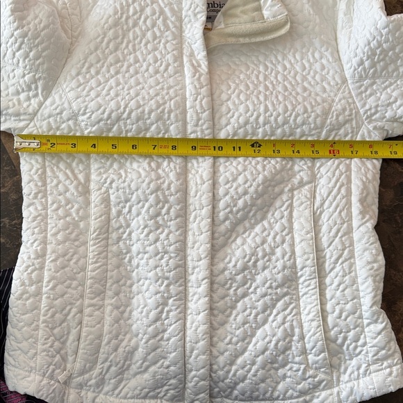 Columbia jacket. - Picture 4 of 4